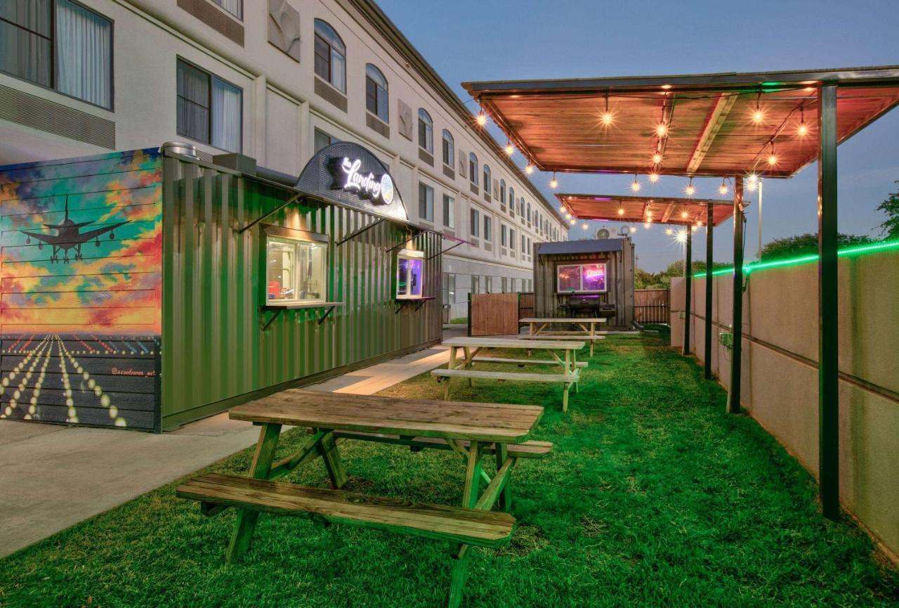 Hotel Wingate By Wyndham - Dfw North Irving Exterior foto