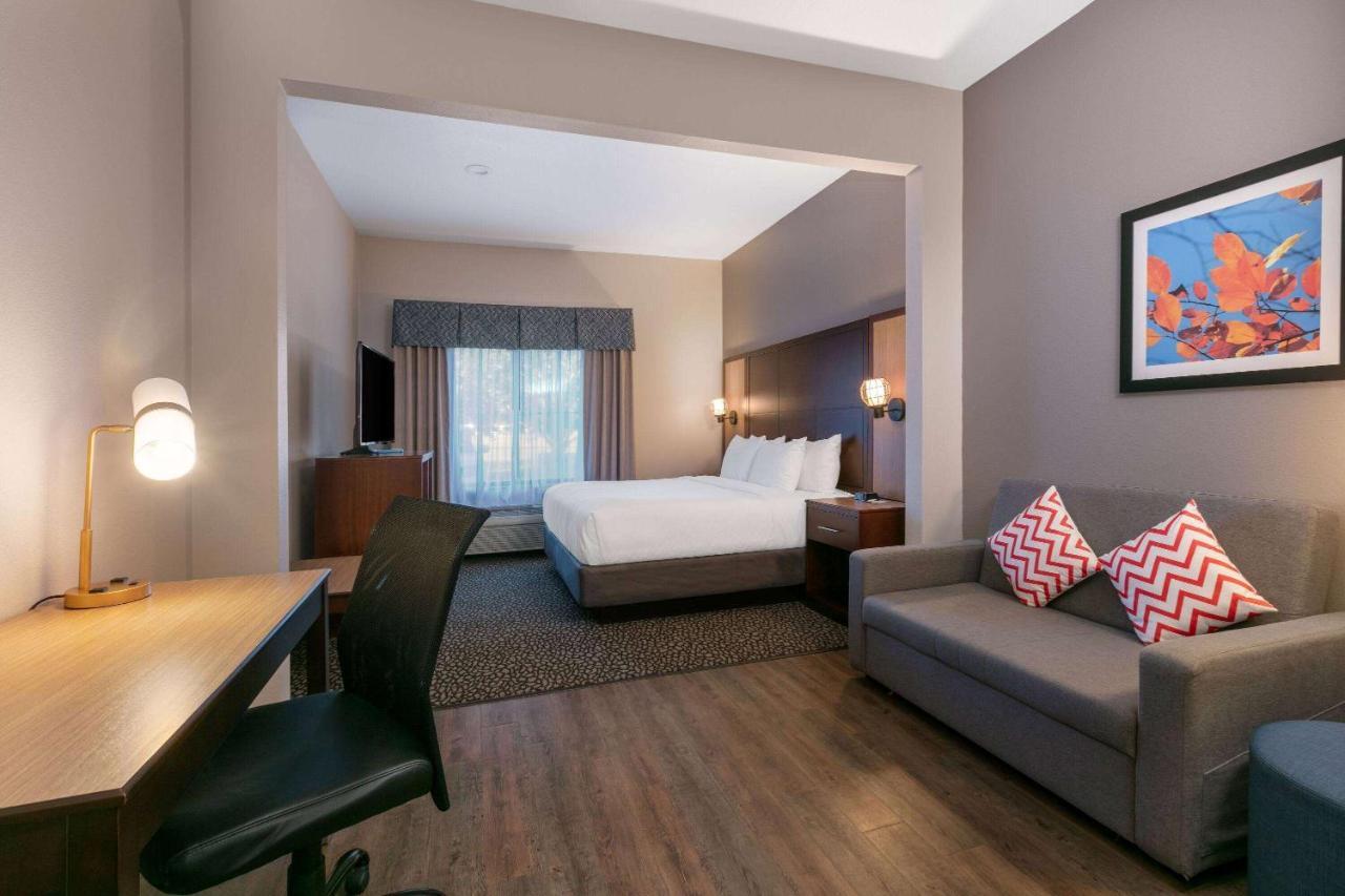 Hotel Wingate By Wyndham - Dfw North Irving Exterior foto