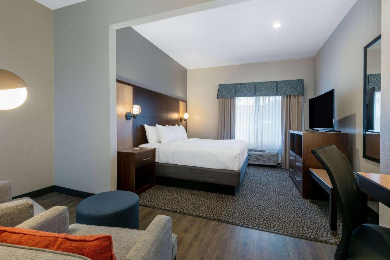 Hotel Wingate By Wyndham - Dfw North Irving Exterior foto