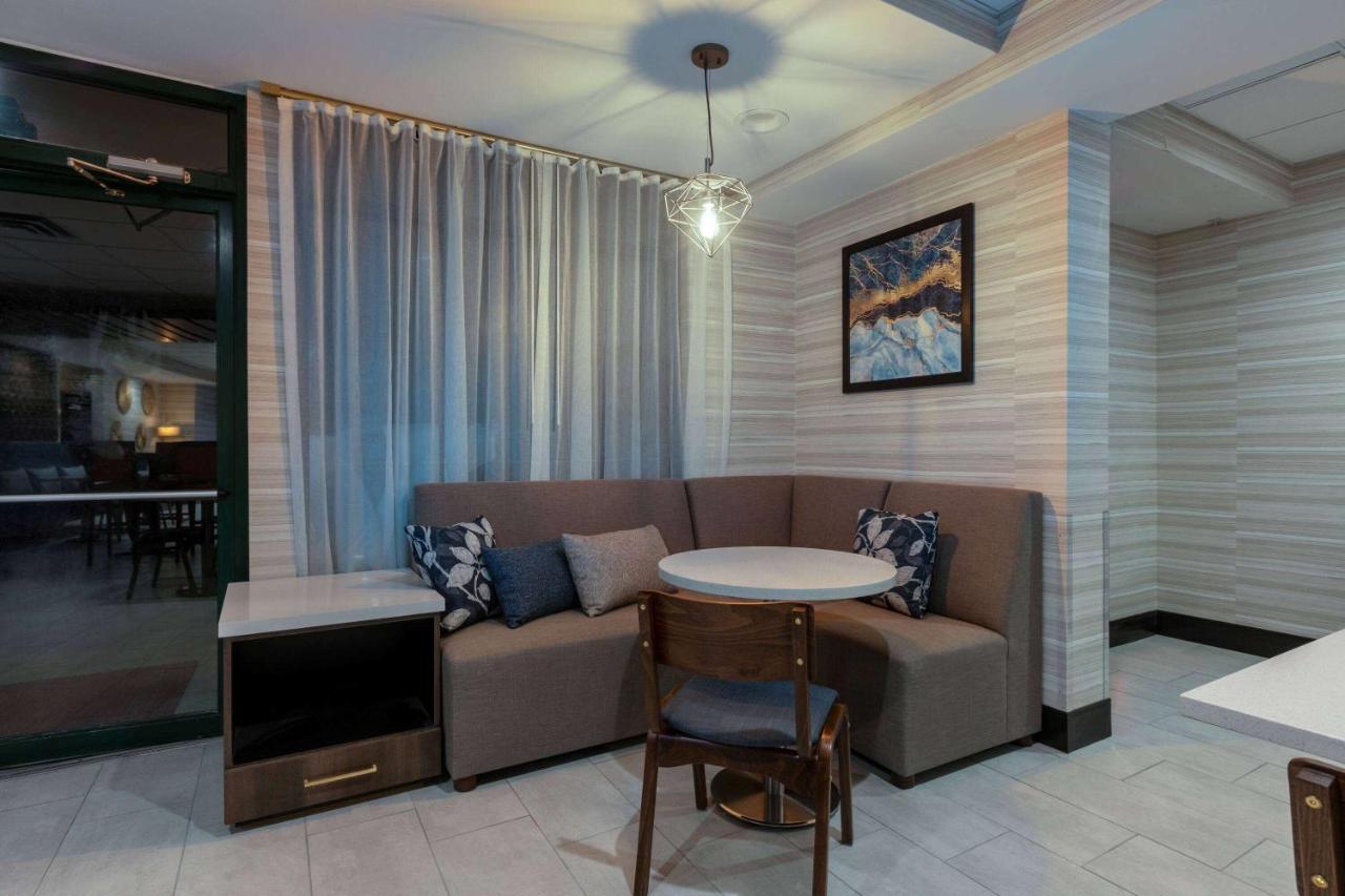 Hotel Wingate By Wyndham - Dfw North Irving Exterior foto