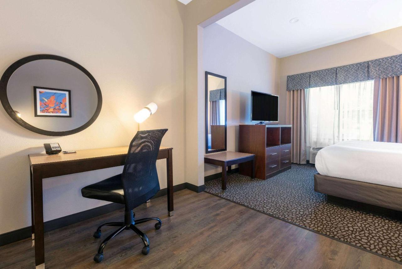 Hotel Wingate By Wyndham - Dfw North Irving Exterior foto