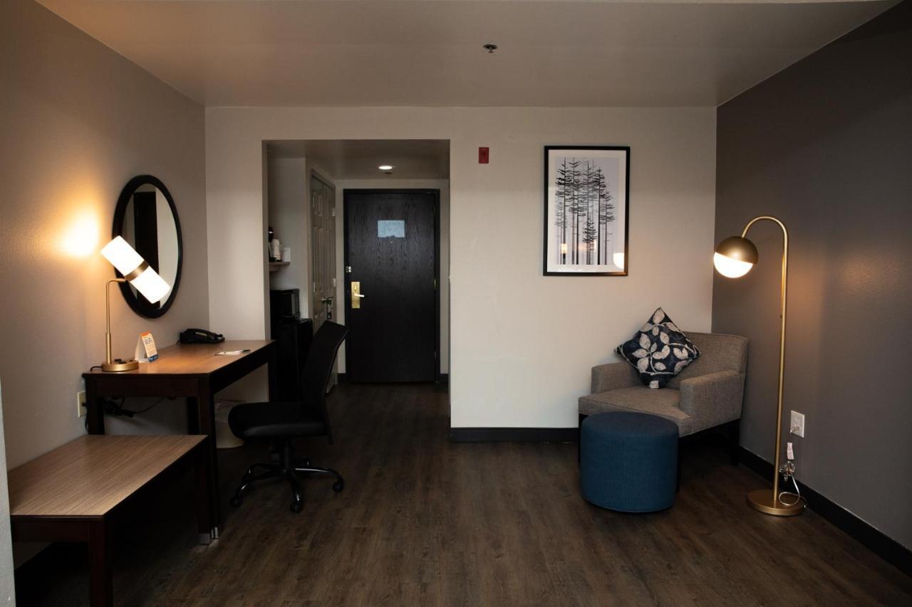 Hotel Wingate By Wyndham - Dfw North Irving Exterior foto